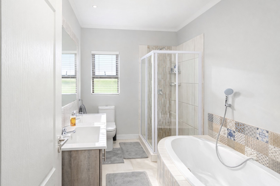 7 Bedroom Property for Sale in Melodie North West